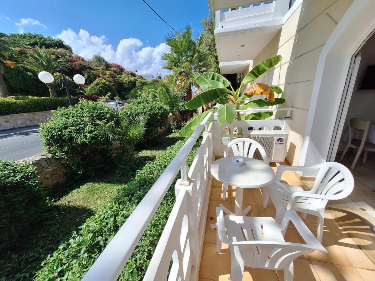 Perla Beach Agia Marina Екстериор снимка
