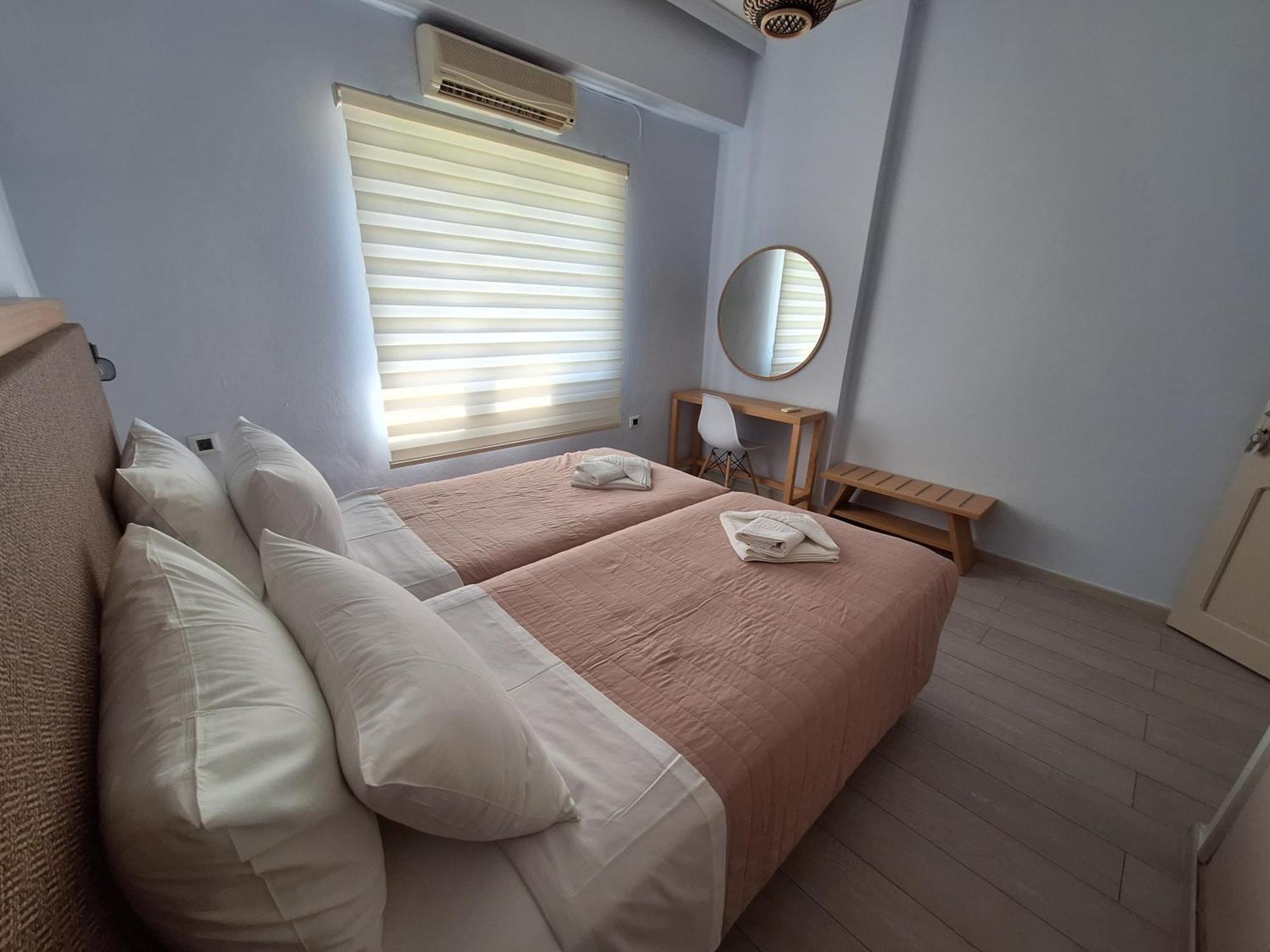 Perla Beach Agia Marina Екстериор снимка